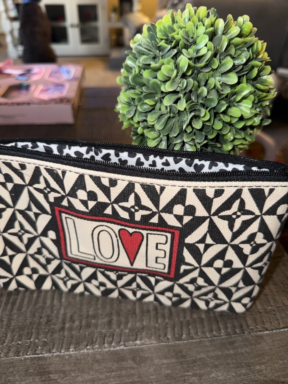 Brighton LOVE Patterned Cosmetic Pouch - Black, White & Red - New without tags - Picture 6 of 6